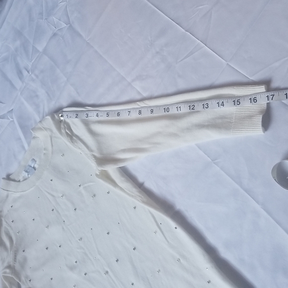 New York & Company Women's Sweater with beads size extra small - Picture 5 of 8